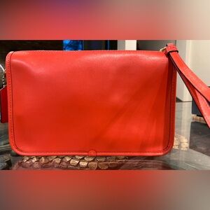 Coach Convertible Shoulder Crossbody Clutch Calf Leather Bag